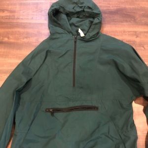 LL Bean wind breaker